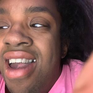 Meet your Posher, Nina